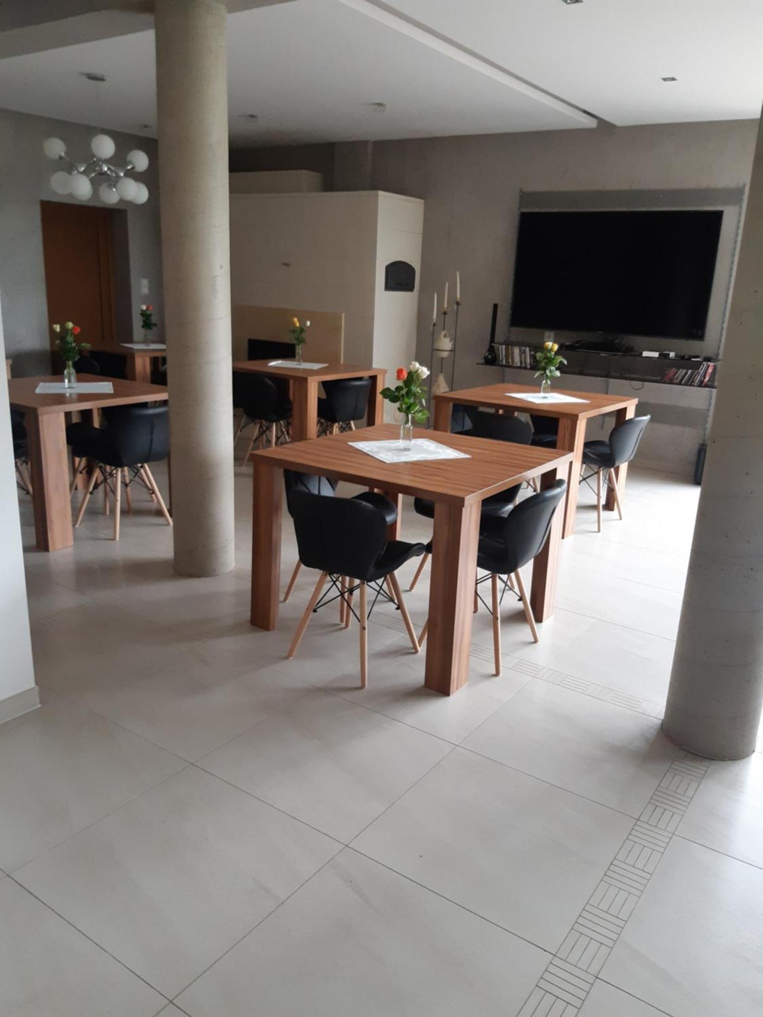 Jasminowe Ogrody Bed & Breakfast Щирк Екстериор снимка
